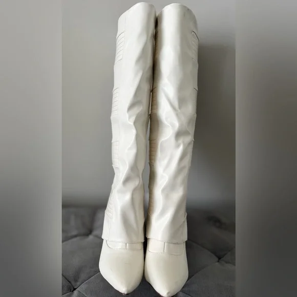 Elegant White Knee-High Boots - Picture 3 of 7